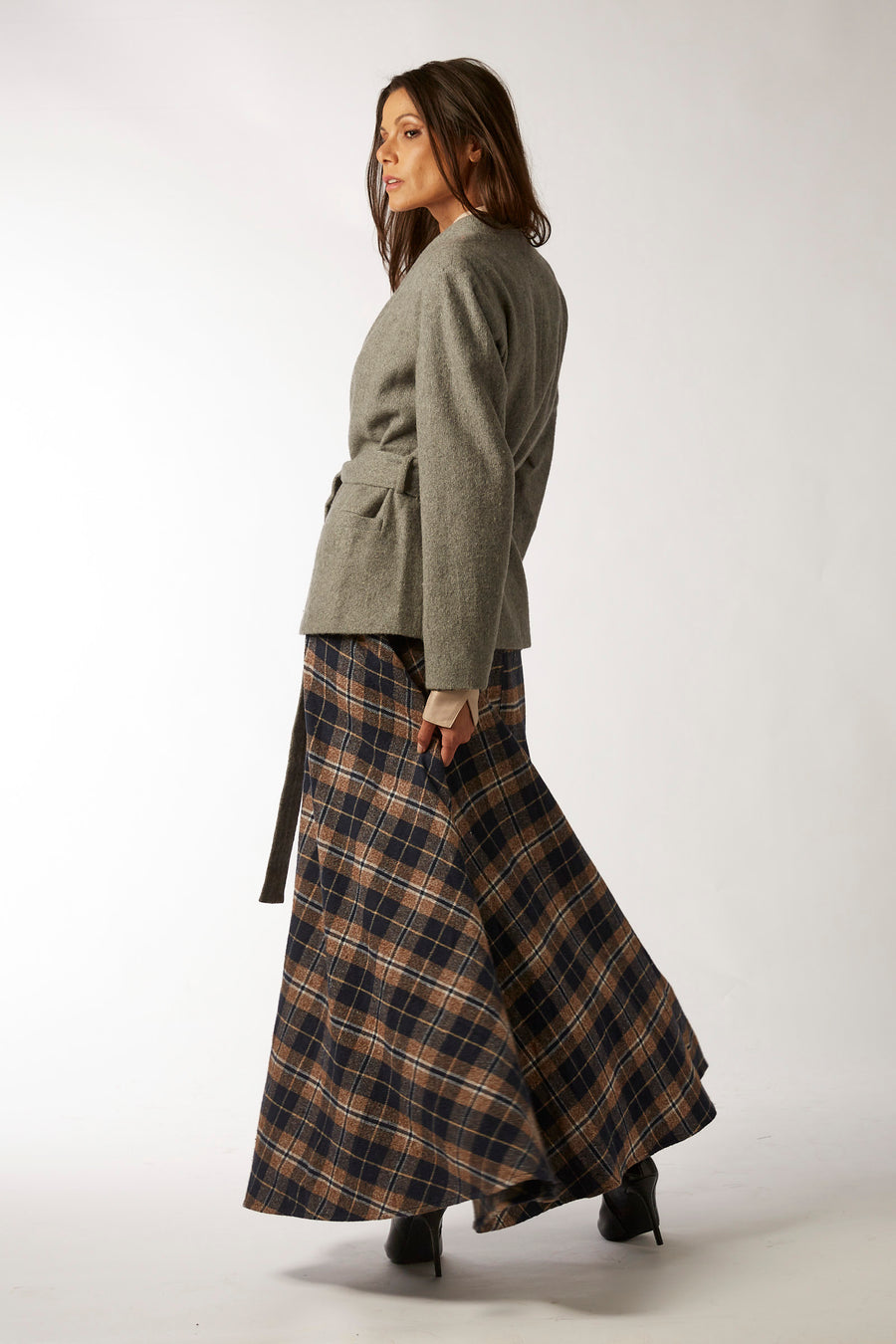 Checkered skirt singapore hotsell